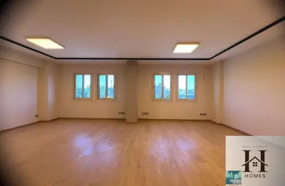 Office Space - Studio - 2 Bathrooms for sale in Zahraa Al Maadi Tunnel - Degla - Hay El Maadi - Cairo