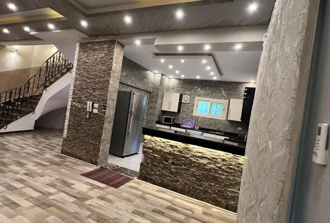 8250210 - Property Image 3