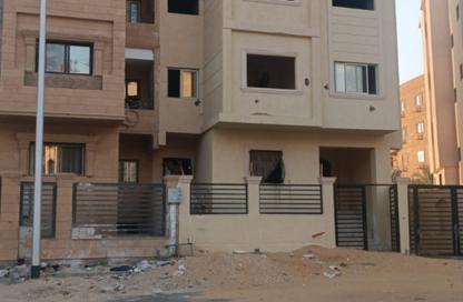 Apartment - 3 Bedrooms - 2 Bathrooms for sale in Gardenia Springs - Ext North Inves Area - New Cairo City - Cairo
