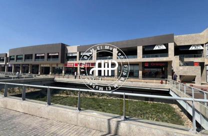 Shop - Studio - 2 Bathrooms for rent in City Walk Strip - Waslet Dahshur Road - Sheikh Zayed City - Giza