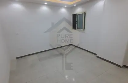 Office Space - Studio - 1 Bathroom for rent in Nady Smouha Al Riyadi St. - Smouha - Hay Sharq - Alexandria