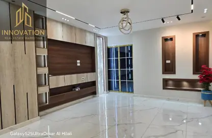 شقة - 3 غرف نوم - 2 حمامات للبيع في البوابة الرابعة القديمة - حورس - حدائق الاهرام - الجيزة