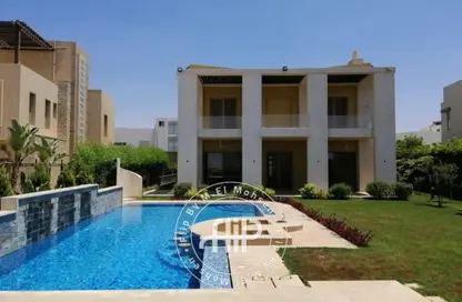 فيلا - 5 غرف نوم - 6 حمامات للبيع في الجريا - كمبوندات الشيخ زايد - الشيخ زايد - الجيزة