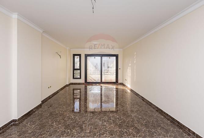 8008604 - Property Main Image