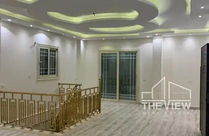 دوبلكس - 4 غرف نوم - 3 حمامات للبيع في المنطقة السياحية الأولى - المنطقة السياحية - الحي المتميز - مدينة 6 أكتوبر - الجيزة