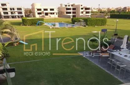 منزل مزدوج - 4 غرف نوم - 4 حمامات للبيع في توب فيو - امتداد المستثمرين الشمالية - مدينة القاهرة الجديدة - القاهرة