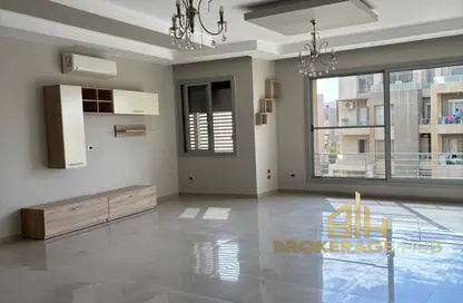 شقة - 2 غرف نوم - 2 حمامات للايجار في كمبوند فيلدج جاردن القطامية - كمبوندات التجمع الخامس - التجمع الخامس - مدينة القاهرة الجديدة - القاهرة