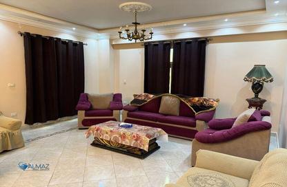 Apartment - 3 Bedrooms - 2 Bathrooms for rent in Abo Mousa Al Ashaari St. - The 1st Settlement - New Cairo City - Cairo