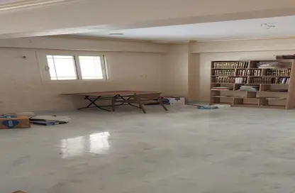 Apartment - 2 Bedrooms - 1 Bathroom for sale in El Narges Buildings - Al Narges - New Cairo City - Cairo