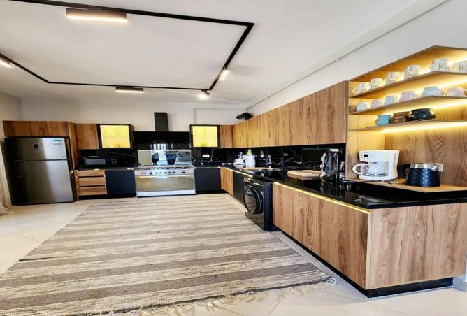 8010521 - Property Image 2
