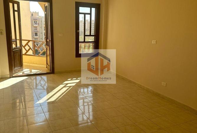 8076176 - Property Image 2