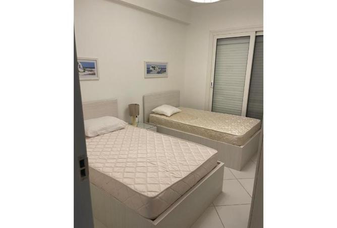 8245472 - Property Image 2