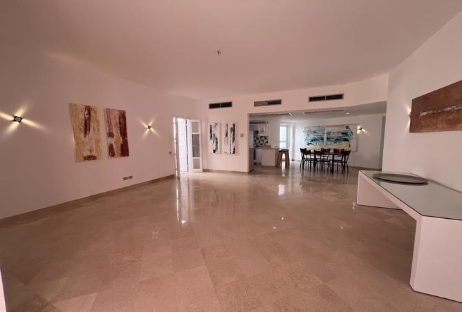 8385105 - Property Main Image