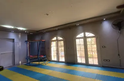 فيلا - 8 غرف نوم - 8 حمامات للايجار في الحي الثاني - التجمع الخامس - مدينة القاهرة الجديدة - القاهرة