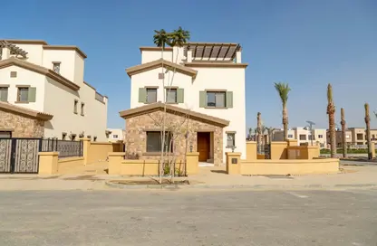 Villa - 3 Bedrooms - 4 Bathrooms for sale in Mivida - 5th Settlement Compounds - The 5th Settlement - New Cairo City - Cairo