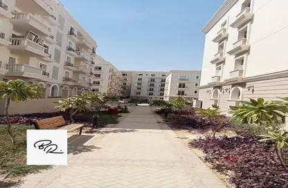 Apartment - 3 Bedrooms - 2 Bathrooms for sale in Garden Lakes - 6 October Compounds - 6 October City - Giza