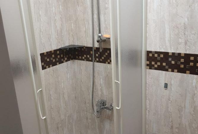 8243246 - Property Image 2