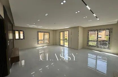 Apartment - 3 Bedrooms - 2 Bathrooms for sale in Al Khamayel city - Sheikh Zayed Compounds - Sheikh Zayed City - Giza