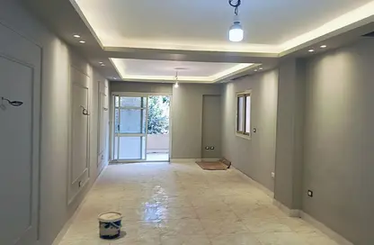 Apartment - 3 Bedrooms - 3 Bathrooms for sale in Taez St. - 1st Zone - Nasr City - Cairo