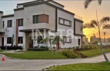 Villa - 5 Bedrooms - 4 Bathrooms for sale in Azzar - 5th Settlement Compounds - The 5th Settlement - New Cairo City - Cairo