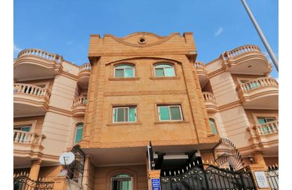 Apartment - 3 Bedrooms - 2 Bathrooms for sale in El Yasmeen - New Cairo City - Cairo