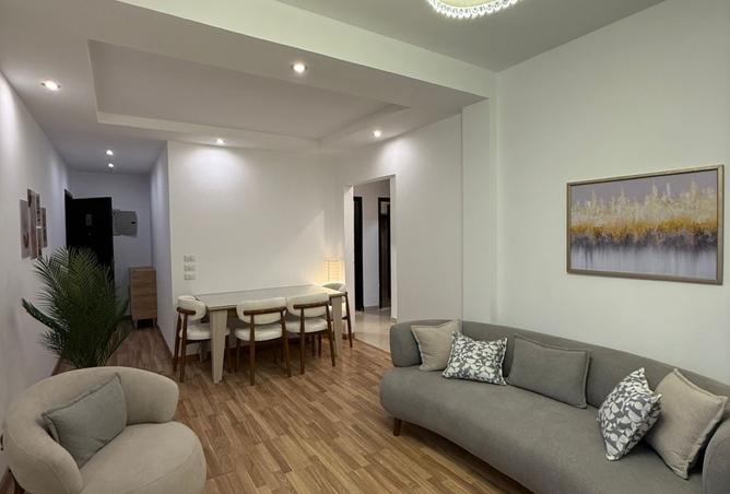 8353930 - Property Main Image