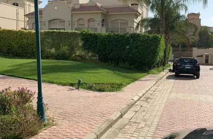 منزل مزدوج - 4 غرف نوم - 4 حمامات للبيع في الباتيو 4 - الباتيو - كمبوندات الشروق - مدينة الشروق - القاهرة