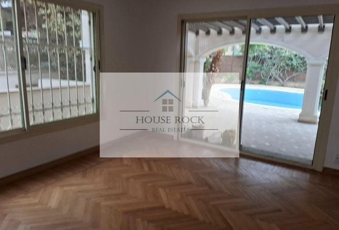 8301628 - Property Image 3