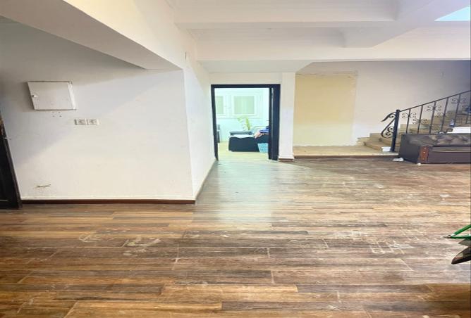 8405111 - Property Image 2