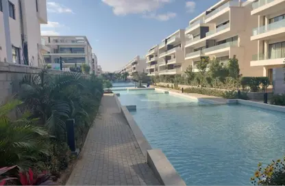 Apartment - 2 Bedrooms - 2 Bathrooms for sale in Lake View Residence - 5th Settlement Compounds - The 5th Settlement - New Cairo City - Cairo
