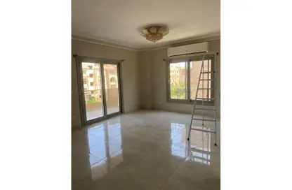 Apartment - 3 Bedrooms - 2 Bathrooms for rent in 8th District - Sheikh Zayed City - Giza