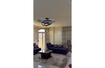 Apartment - 3 Bedrooms - 2 Bathrooms for rent in 7th District - Sheikh Zayed City - Giza