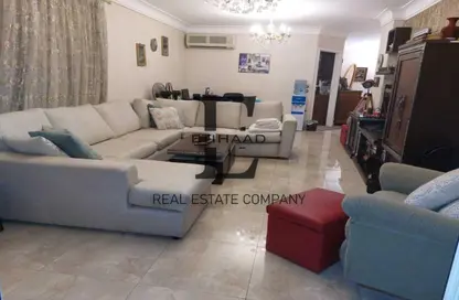 Apartment - 3 Bedrooms - 2 Bathrooms for sale in Dr Ismail Wahbi St. - 10th Zone - Nasr City - Cairo