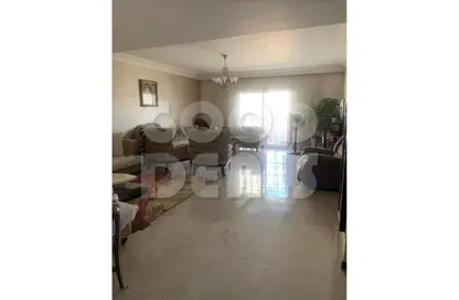 شقة - 3 غرف نوم - 2 حمامات للبيع في شارع بيروت - ميدان الجامع - مصر الجديدة - القاهرة