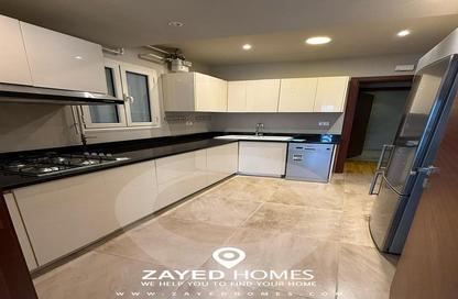 شقة - 3 غرف نوم - 3 حمامات للايجار في ذا كورت ياردز - كمبوندات الشيخ زايد - الشيخ زايد - الجيزة
