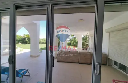 فيلا - 6 غرف نوم - 8 حمامات للبيع في ستيلا سيدي عبد الرحمن - سيدي عبد الرحمن - الساحل الشمالي