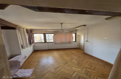Apartment - 2 Bedrooms - 1 Bathroom for sale in Hesham Labib St. - 8th Zone - Nasr City - Cairo