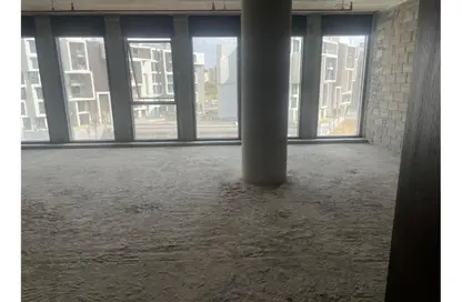 Office Space - Studio - 2 Bathrooms for sale in Eastown - 5th Settlement Compounds - The 5th Settlement - New Cairo City - Cairo