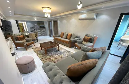 شقة - 2 غرف نوم - 2 حمامات للايجار في شارع المهندس ابراهيم عثمان - المهندسين - الجيزة