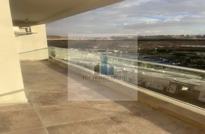Apartment - 3 Bedrooms - 2 Bathrooms for sale in Mountain View iCity - 5th Settlement Compounds - The 5th Settlement - New Cairo City - Cairo