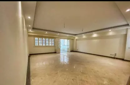 Apartment - 3 Bedrooms - 2 Bathrooms for rent in Geziret Al Arab St. (El Mohandes Mohamed Hassan Helmy) - Mohandessin - Giza
