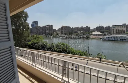 شقة - 4 غرف نوم - 4 حمامات للايجار في شارع الجبلايه - الزمالك - القاهرة