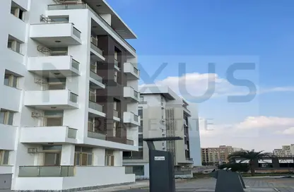 Apartment - 2 Bedrooms - 2 Bathrooms for sale in New Cairo Centre - North Teseen St. - The 5th Settlement - New Cairo City - Cairo