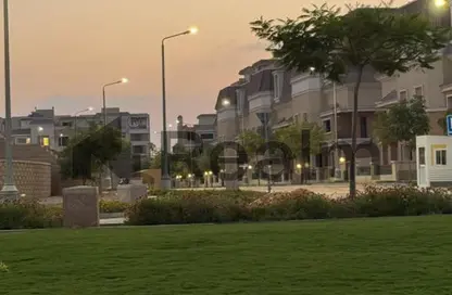 Apartment - 2 Bedrooms - 2 Bathrooms for sale in Hyde Park - New Cairo City - Cairo
