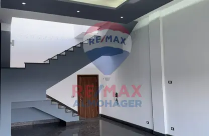 Duplex - 3 Bedrooms - 3 Bathrooms for rent in West Golf - El Katameya Compounds - El Katameya - New Cairo City - Cairo