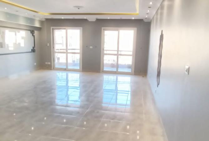 8007469 - Property Image 2