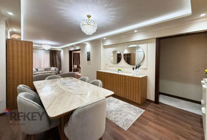 8329560 - Property Image 3