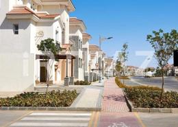 Townhouse - 5 bedrooms - 4 bathrooms for للبيع in Al Maqsad - New Capital Compounds - New Capital City - Cairo