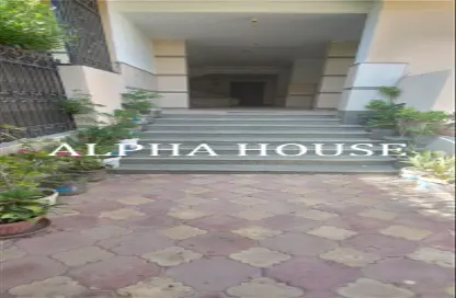 Apartment - 2 Bedrooms - 2 Bathrooms for sale in Doctor Samira Moussa St. - 5th District - Obour City - Qalyubia