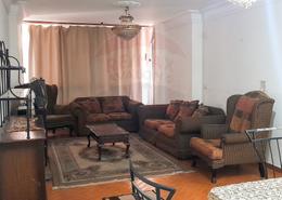 Apartment - 2 bedrooms - 1 bathroom for للايجار in Green Plaza St. - Smouha - Hay Sharq - Alexandria